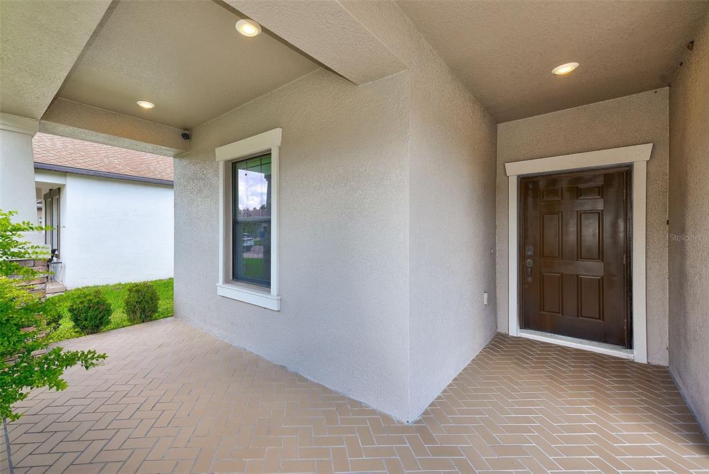 Property for sale at 8121 SEQUESTER LOOP, LAND O LAKES, FL, 34637