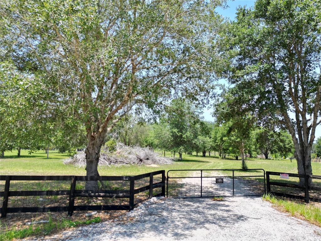 Property for sale at TBD SE 55 PLACE, OCKLAWAHA, FL, 32179