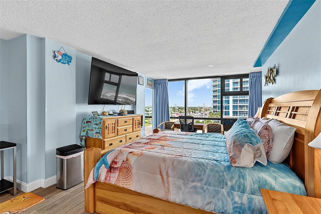 Property for sale at 1909 S ATLANTIC AVENUE UNIT 424, DAYTONA BEACH SHORES, FL, 32118