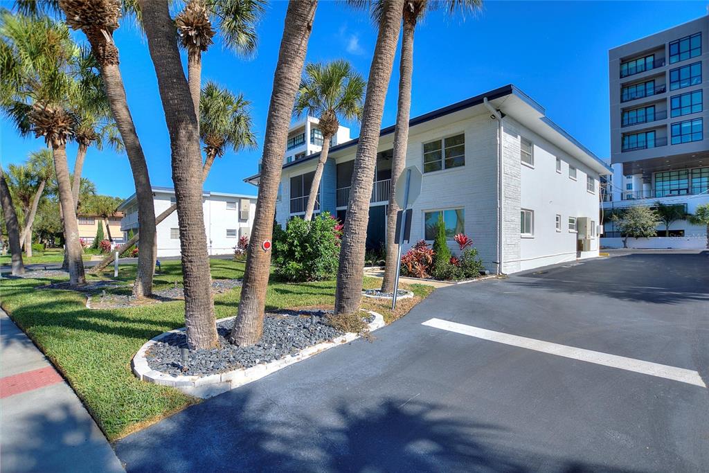 Property for sale at 4300 37TH STREET S UNIT 4, ST PETERSBURG, FL, 33711