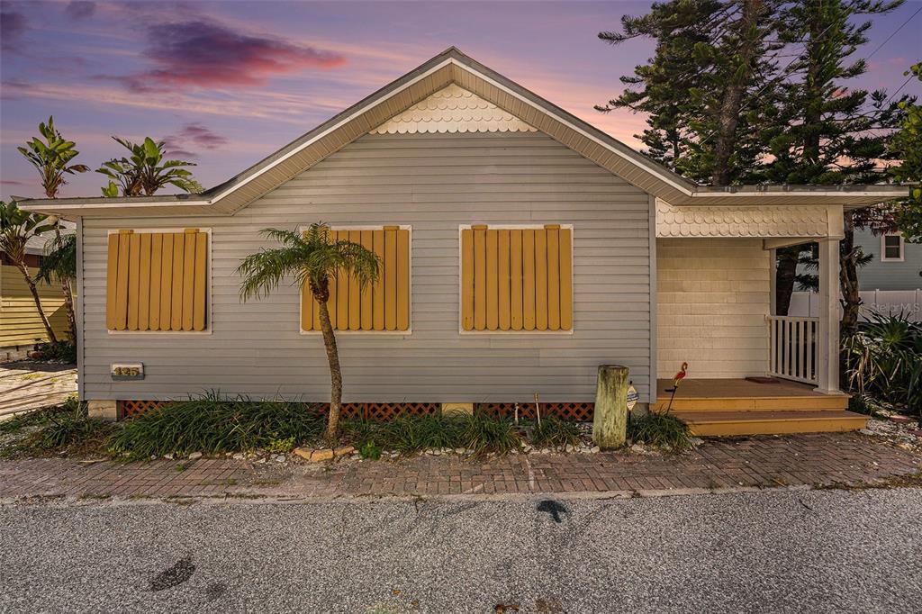 Property for sale at 125 95TH AVENUE, TREASURE ISLAND, FL, 33706