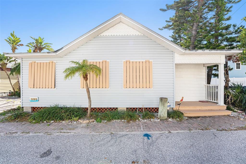 Property for sale at 125 95TH AVENUE, TREASURE ISLAND, FL, 33706