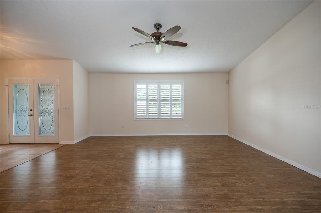 Living room - vacant
