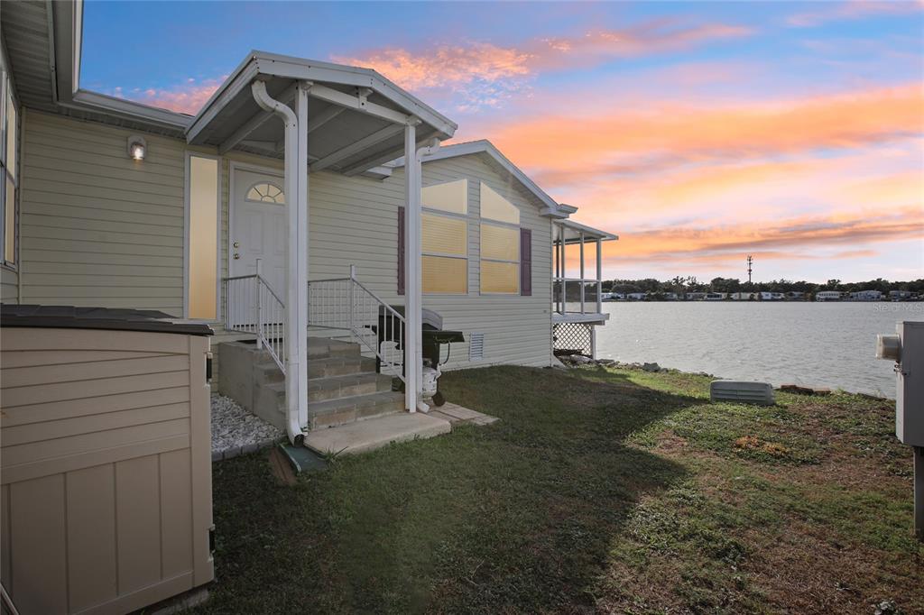 Property for sale at 8420 FANTASIA PARK WAY, RIVERVIEW, FL, 33578