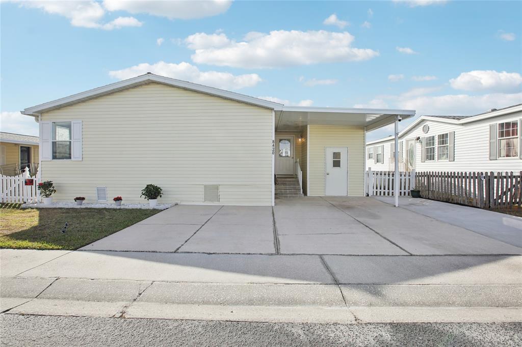 Property for sale at 8420 FANTASIA PARK WAY, RIVERVIEW, FL, 33578