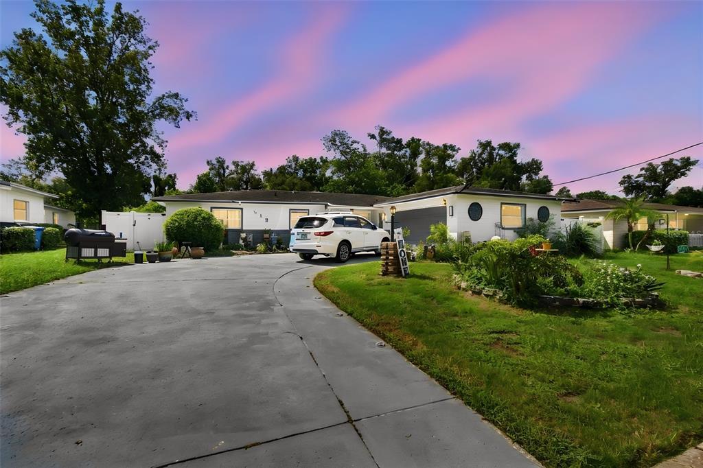 Property for sale at 519 S LARRY CIRCLE, BRANDON, FL, 33511