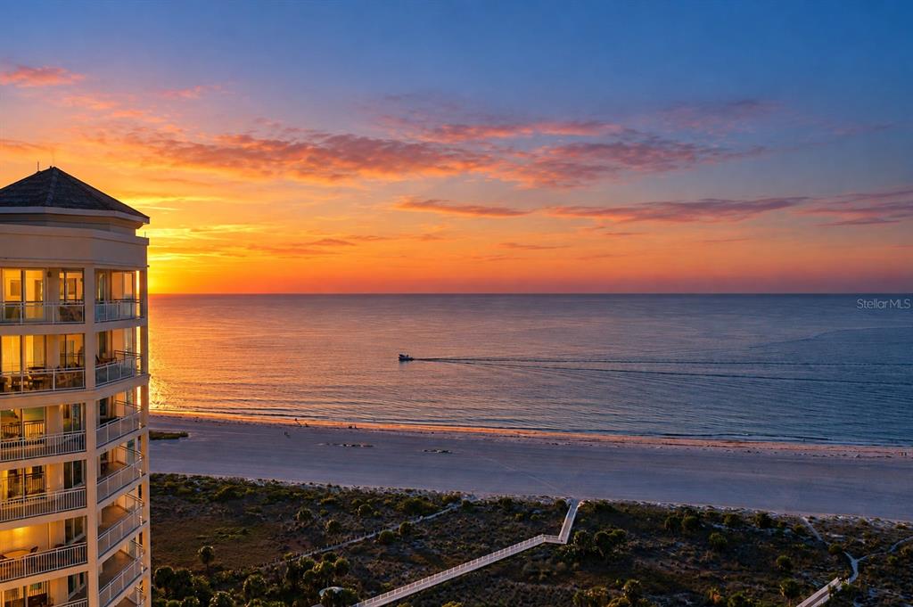 Property for sale at 1170 GULF BOULEVARD UNIT 2203, CLEARWATER BEACH, FL, 33767