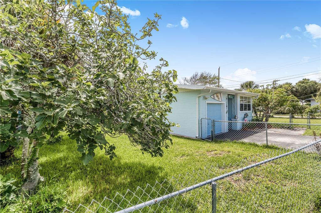 Property for sale at 1420 N GRANDVIEW AVENUE, DAYTONA BEACH, FL, 32118