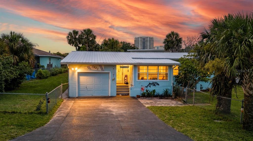Property for sale at 1420 N GRANDVIEW AVENUE, DAYTONA BEACH, FL, 32118