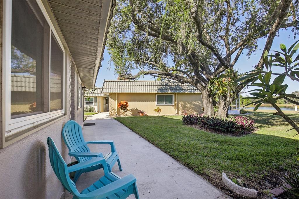 Property for sale at 201 KINGS BOULEVARD UNIT 13, SUN CITY CENTER, FL, 33573