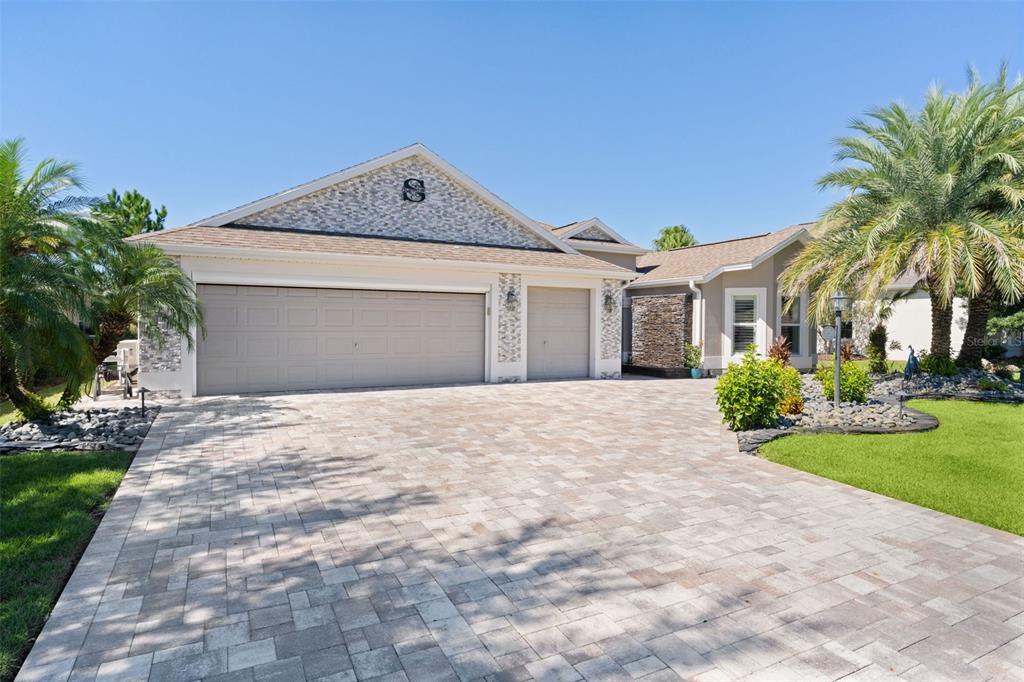 Property for sale at 3720 VINELAND AVENUE, THE VILLAGES, FL, 32163