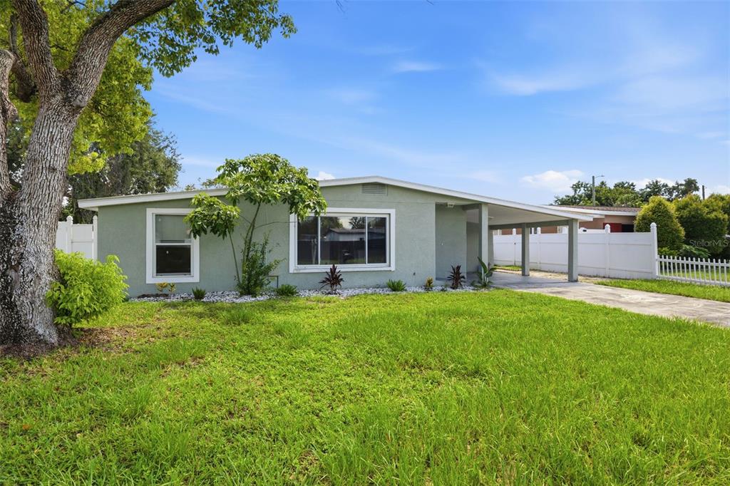 Property for sale at 7806 TANGLEWOOD LANE, TAMPA, FL, 33615