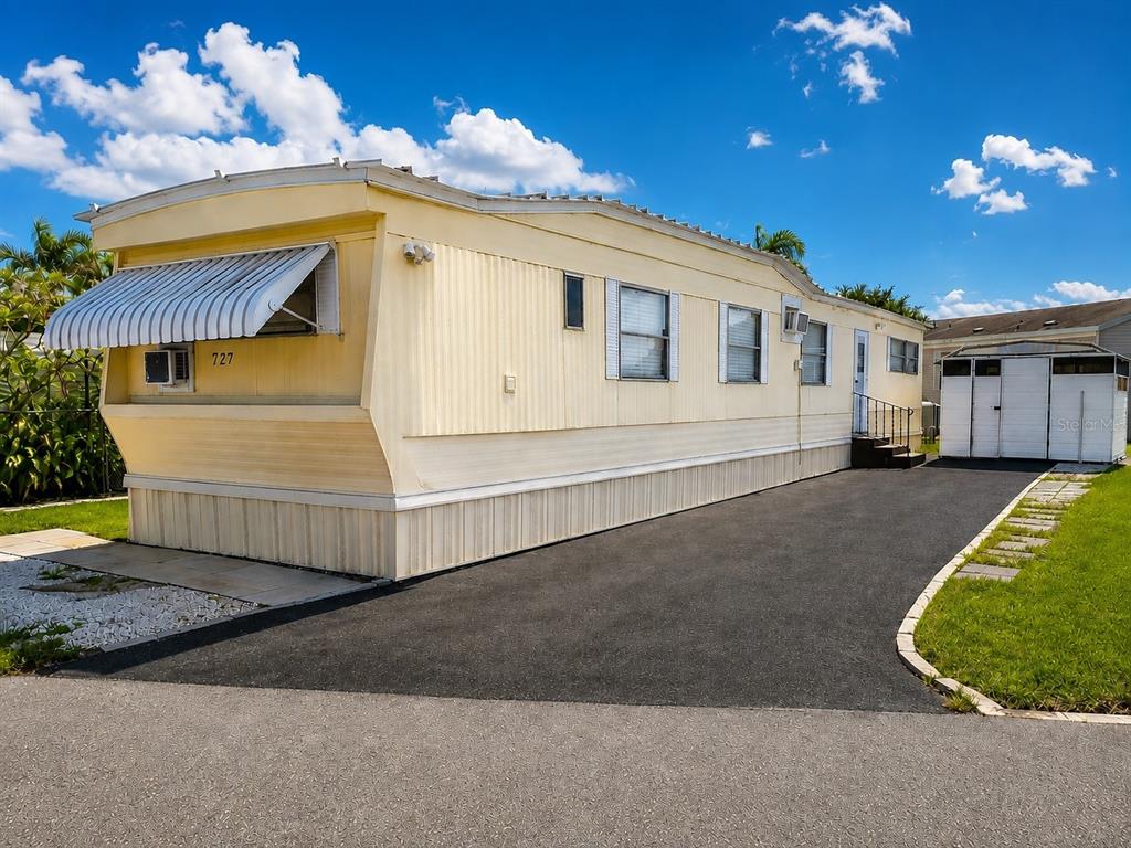 Property for sale at 6580 SEMINOLE BOULEVARD UNIT 727, SEMINOLE, FL, 33772
