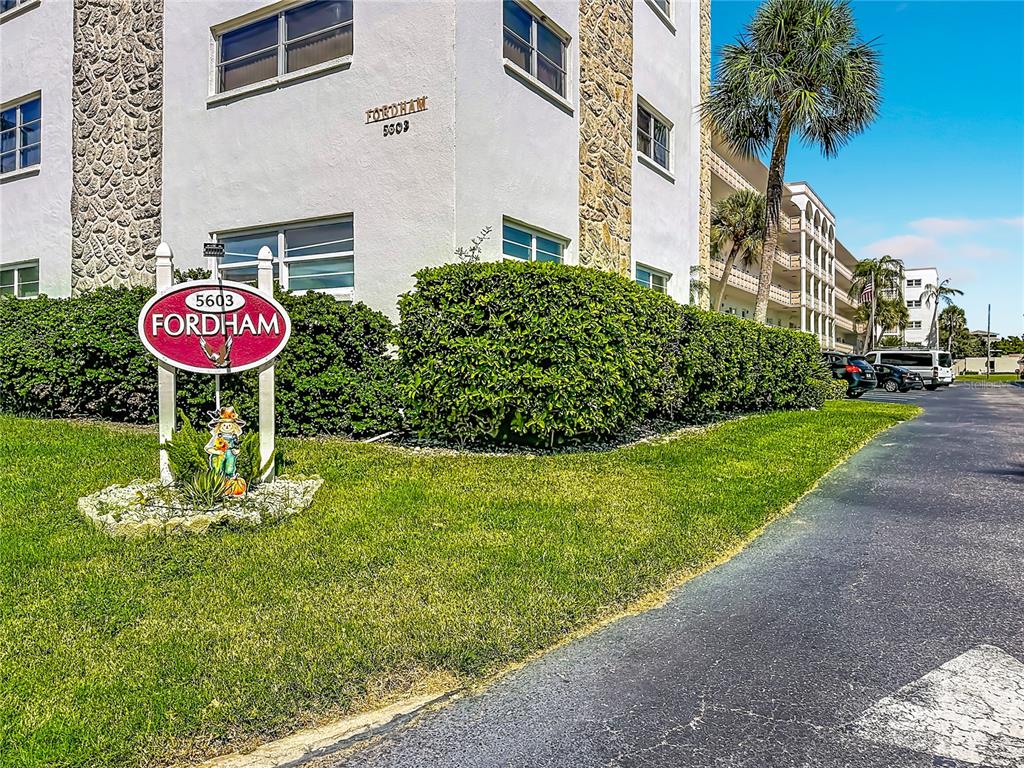 Property for sale at 5603 80TH STREET N UNIT 416, ST PETERSBURG, FL, 33709