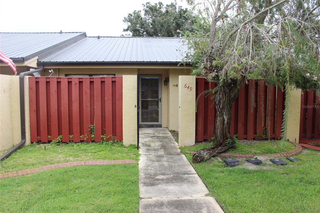Property for sale at 649 BROADMOOR CIRCLE, WINTER HAVEN, FL, 33884