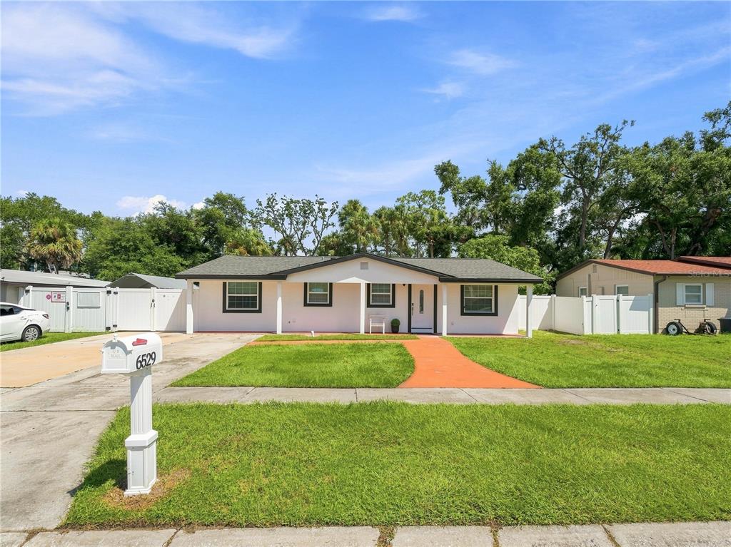 Property for sale at 6529 LA MESA CIRCLE, TAMPA, FL, 33634