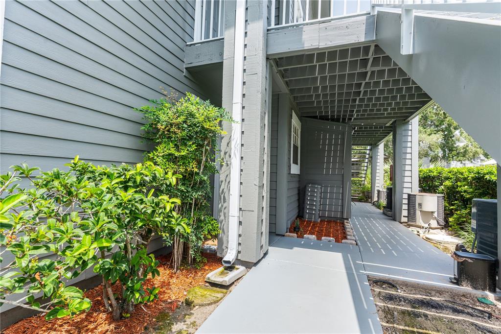 Property for sale at 11942 SKYLAKE PLACE UNIT C, TAMPA, FL, 33617
