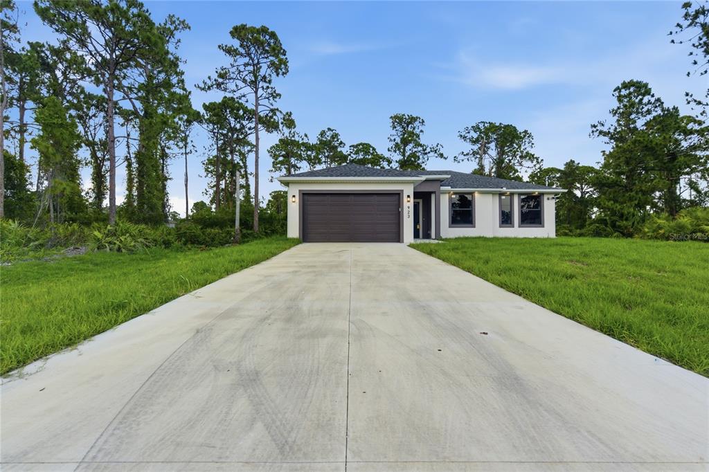 Property for sale at 923 MILWAUKEE BOULEVARD, LEHIGH ACRES, FL, 33974