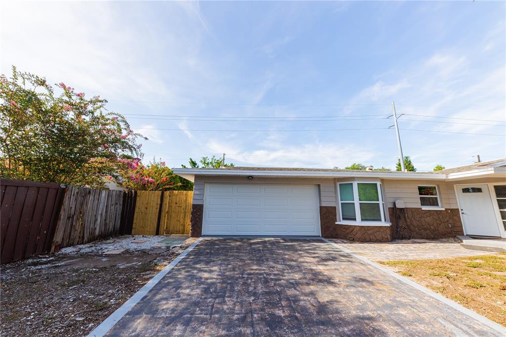 Property for sale at 1574 SOUVENIR DRIVE, CLEARWATER, FL, 33755