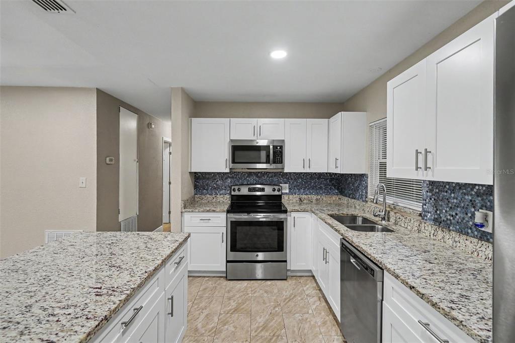 Property for sale at 1339 E JACKSON AVENUE, MOUNT DORA, FL, 32757