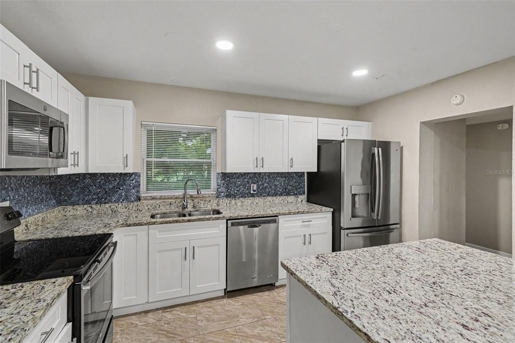 Property for sale at 1339 E JACKSON AVENUE, MOUNT DORA, FL, 32757