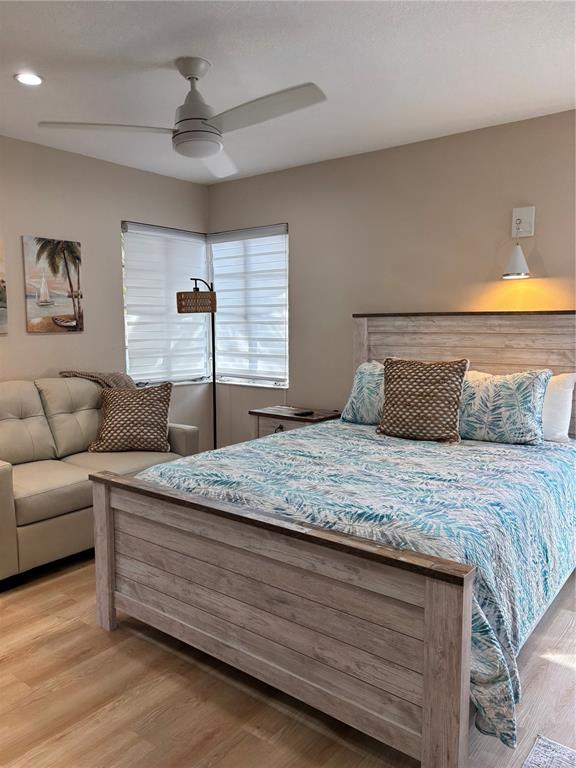 Property for sale at 170 ROOSEVELT DRIVE UNIT 5, SARASOTA, FL, 34236