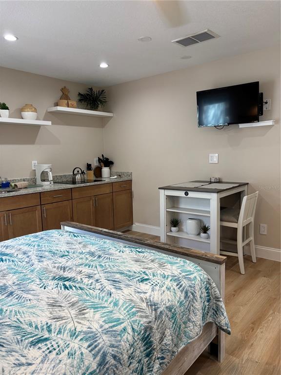 Property for sale at 170 ROOSEVELT DRIVE UNIT 5, SARASOTA, FL, 34236