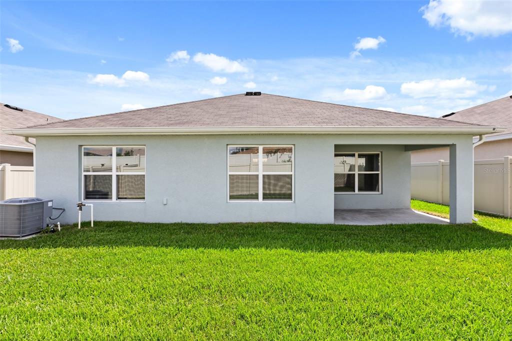 Rear exterior and covered lanai