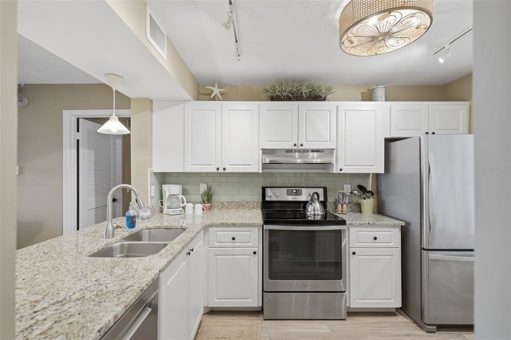 Property for sale at 6104 PALMA DEL MAR BOULEVARD S UNIT 112, ST PETERSBURG, FL, 33715