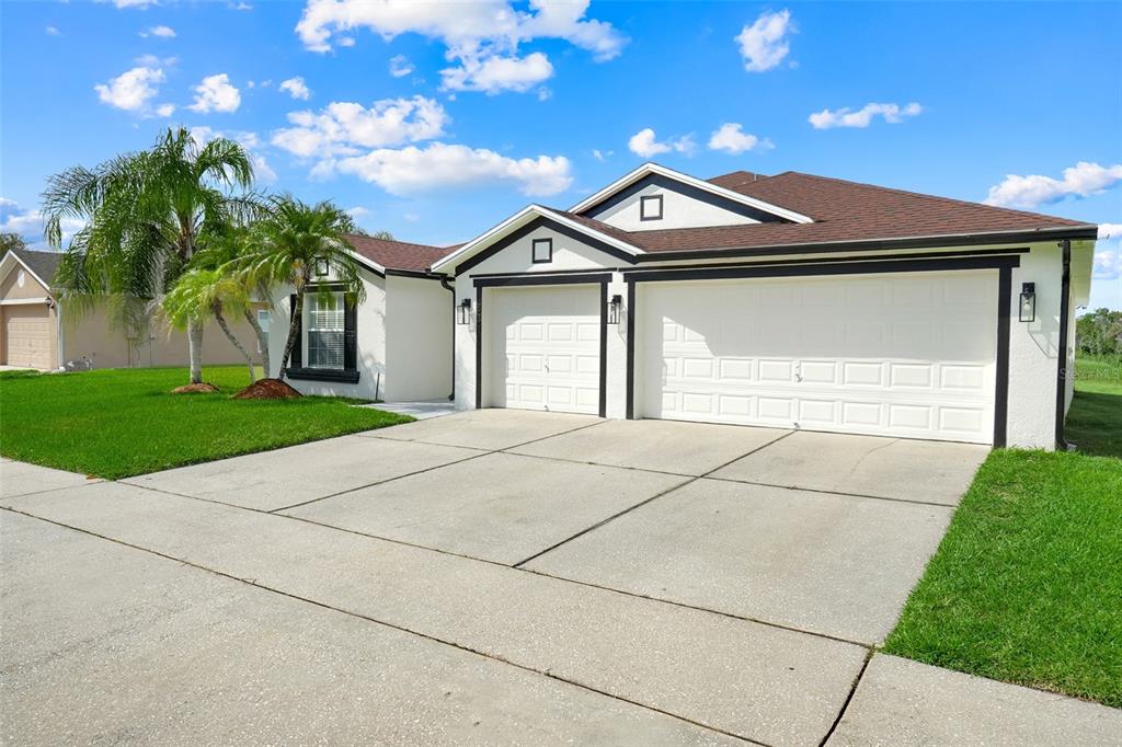 Property for sale at 831 BELHAVEN DR, ORLANDO, FL, 32828
