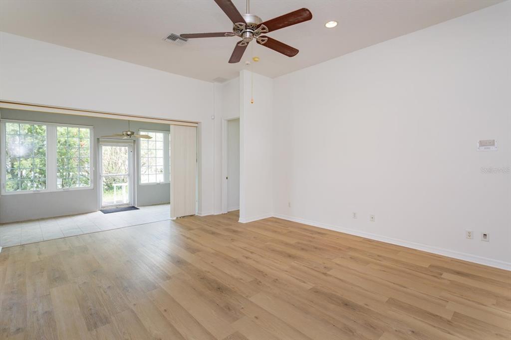 Property for sale at 931 VINDALE ROAD, TAVARES, FL, 32778