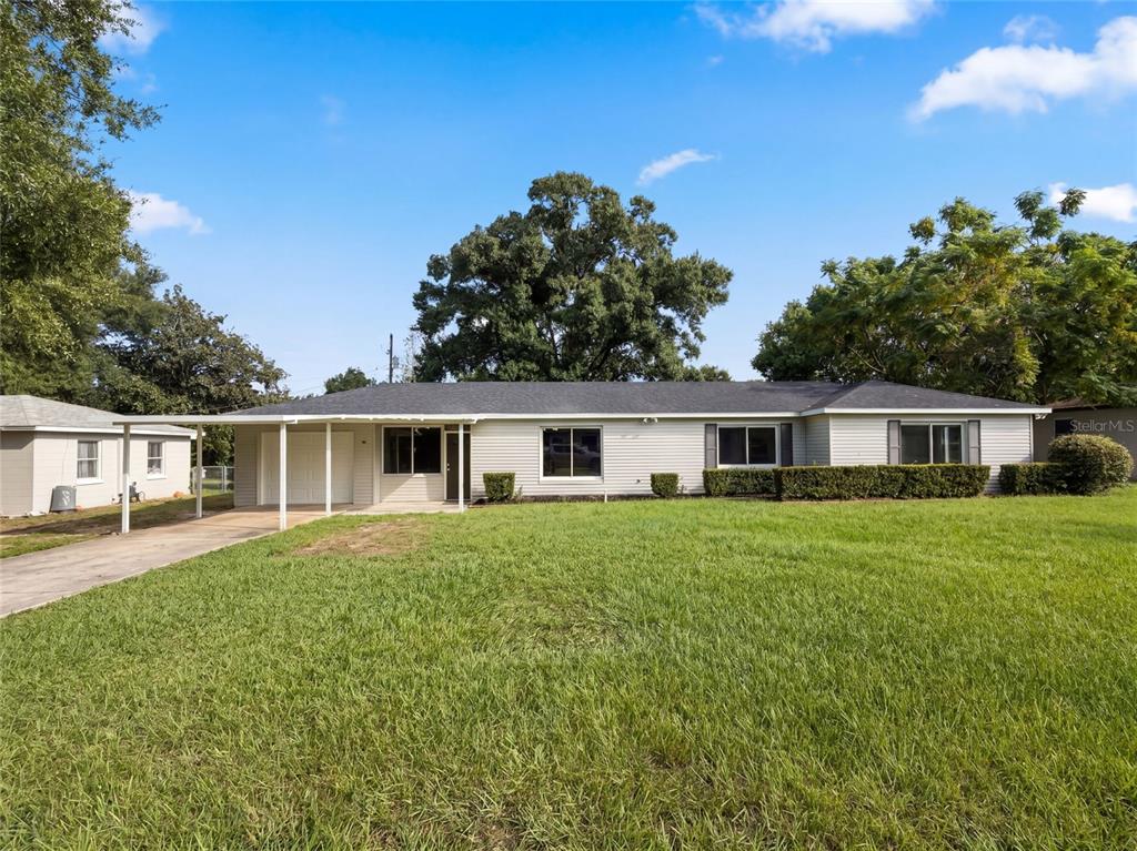 Property for sale at 411 W SEMINOLE AVENUE, EUSTIS, FL, 32726