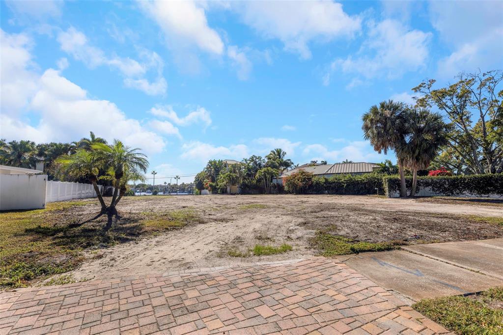 Property for sale at 105 ESTADO WAY NE, ST PETERSBURG, FL, 33704