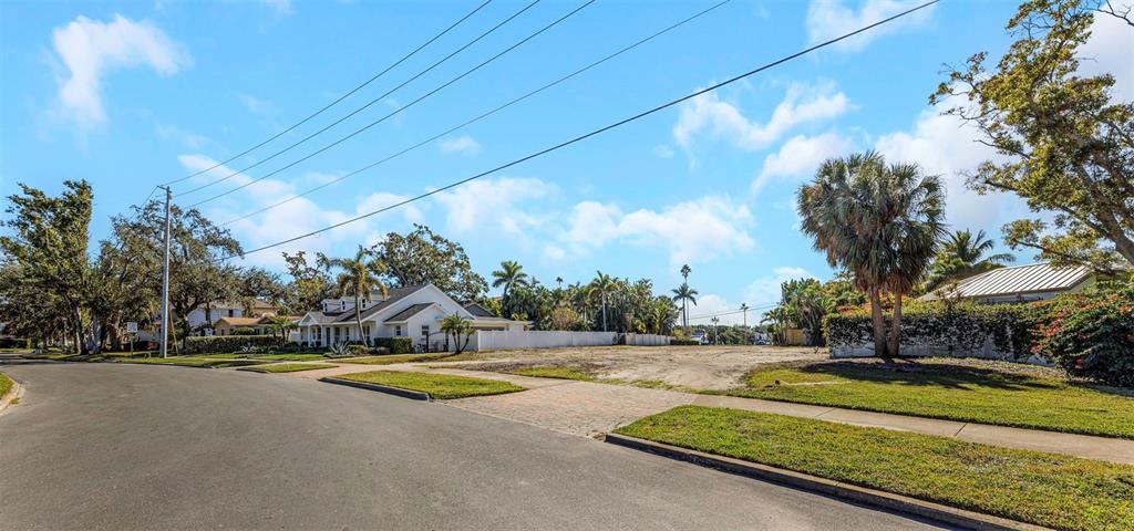 Property for sale at 105 ESTADO WAY NE, ST PETERSBURG, FL, 33704