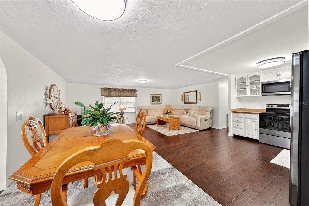 Property for sale at 7 COCOS PLUMOSA DRIVE UNIT A, EUSTIS, FL, 32726