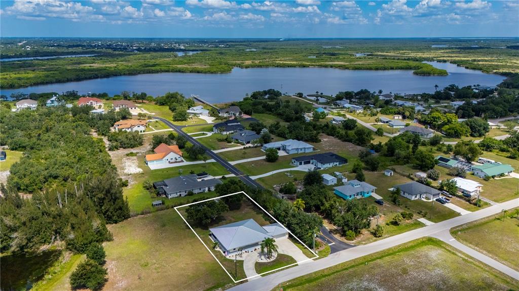 Community boat ramp, clubhouse and park about a block away