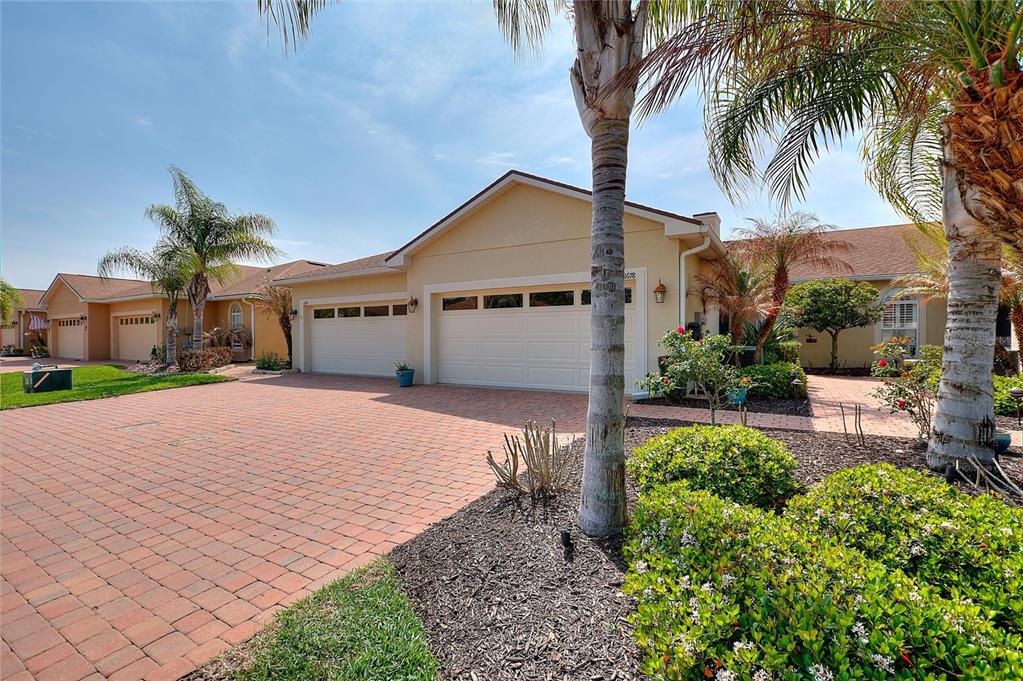 Property for sale at 1678 LINZ COURT, WINTER HAVEN, FL, 33884