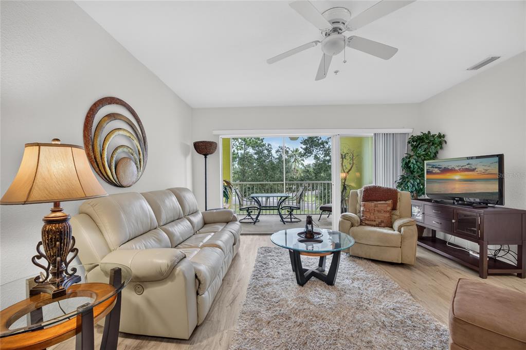 Property for sale at 2060 WILLOW HAMMOCK CIRCLE UNIT 207, PUNTA GORDA, FL, 33983