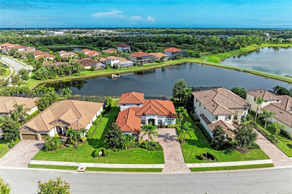 Property for sale at 5672 CLOVERLEAF RUN, LAKEWOOD RANCH, FL, 34211