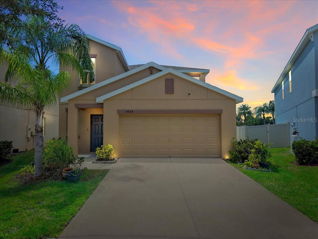 Property for sale at 4924 REFLECTING POND CIRCLE, WIMAUMA, FL, 33598