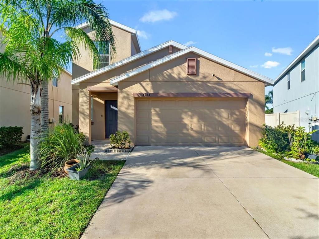 Property for sale at 4924 REFLECTING POND CIRCLE, WIMAUMA, FL, 33598
