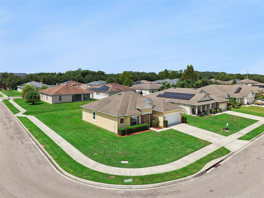 Front corner lot elevation
