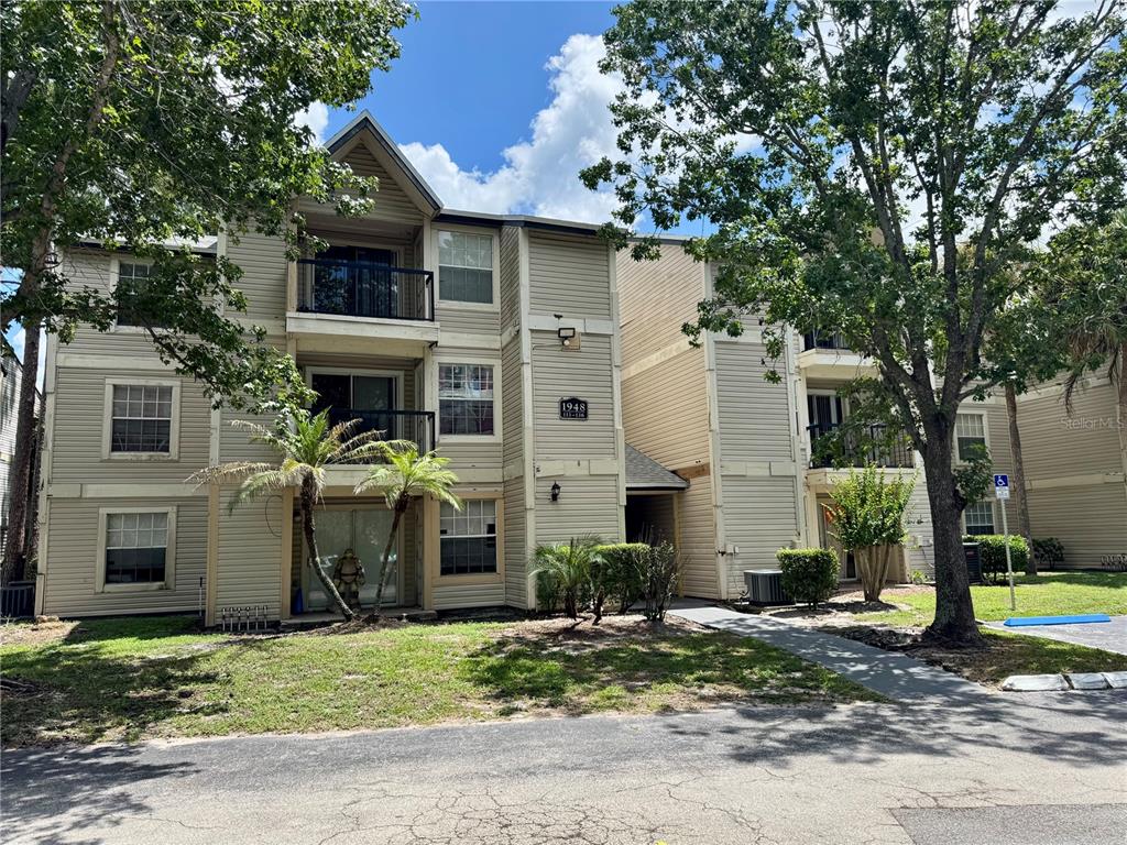 Property for sale at 1948 LAKE ATRIUMS CIRCLE UNIT 119, ORLANDO, FL, 32839