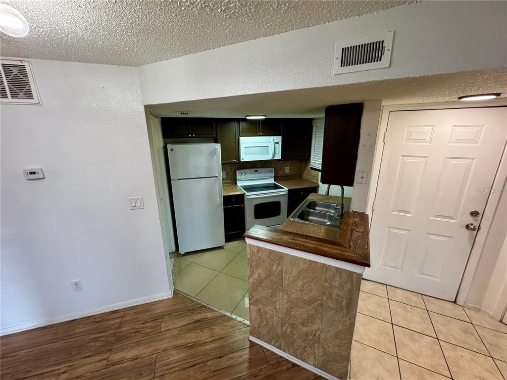Property for sale at 1948 LAKE ATRIUMS CIRCLE UNIT 119, ORLANDO, FL, 32839