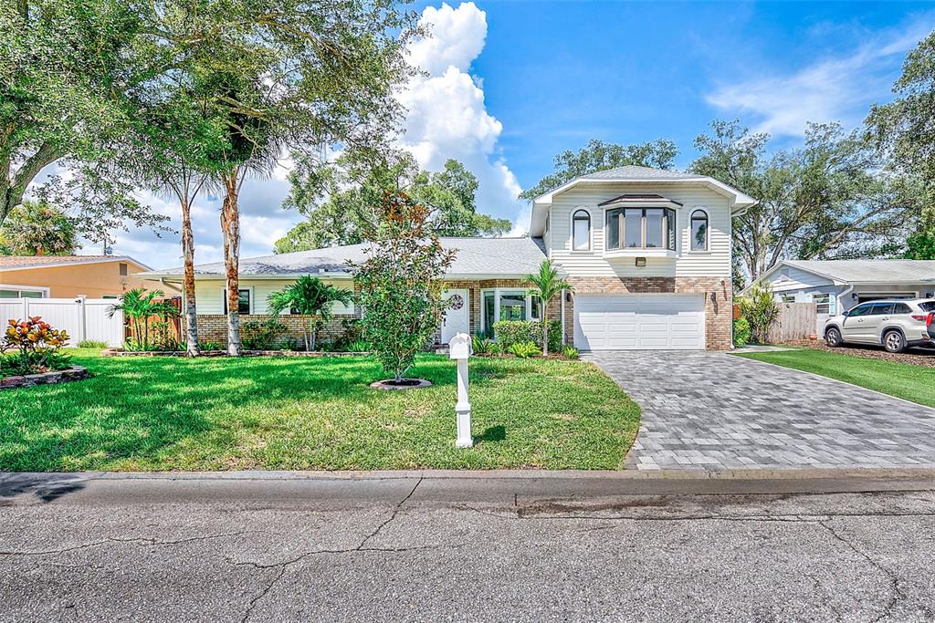 Property for sale at 812 WILLOWBRANCH AVENUE, CLEARWATER, FL, 33764