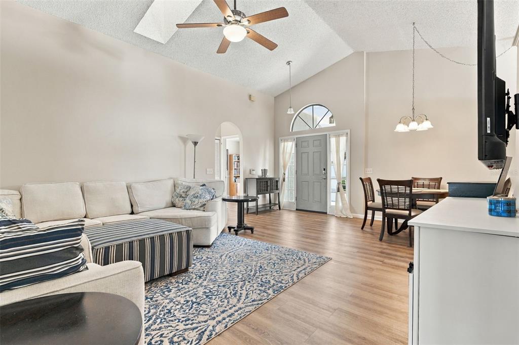 Property for sale at 2039 INGE COURT, APOPKA, FL, 32703