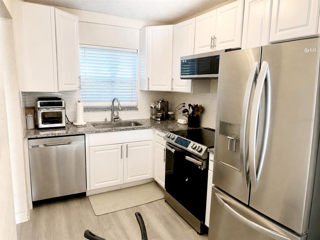 Property for sale at 2864 SOMERSET PARK DRIVE UNIT 2864, TAMPA, FL, 33613