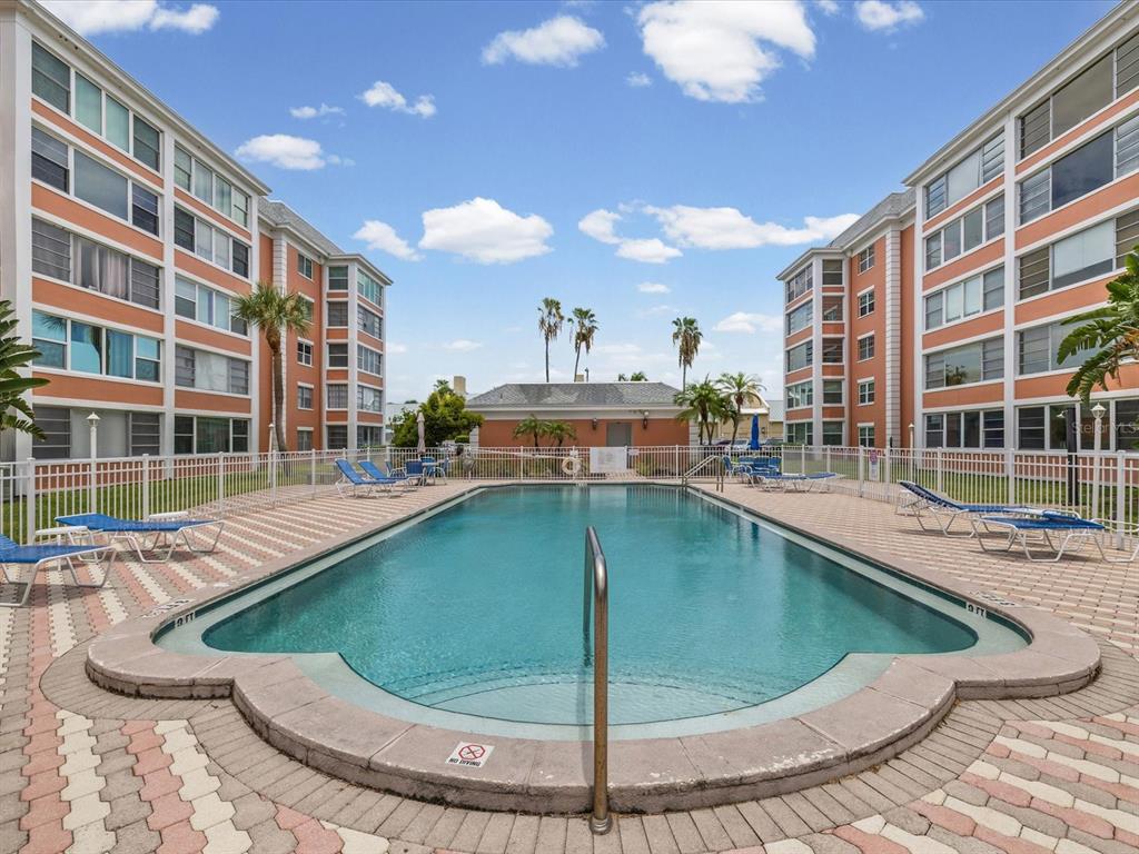 Property for sale at 6800 20TH AVENUE N UNIT 503, ST PETERSBURG, FL, 33710