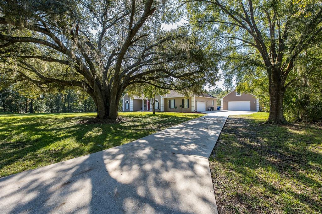 Property for sale at 31524 CROSS CREEK LANE, WESLEY CHAPEL, FL, 33543