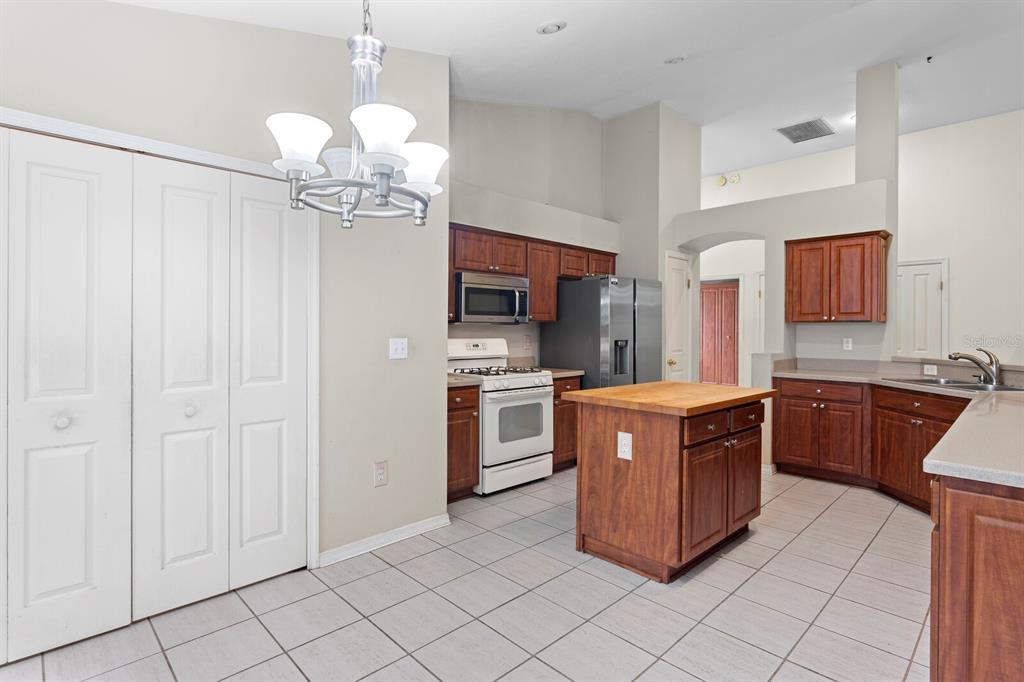 Property for sale at 10420 SPRINGROSE DRIVE, TAMPA, FL, 33626
